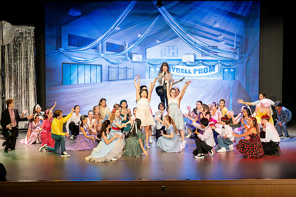 147-GREASE_BISH-(COLLIER)