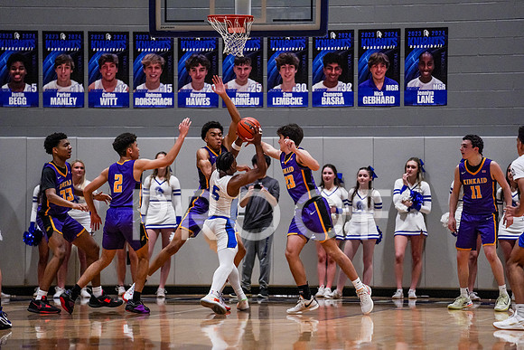 226_EPISCOPAL_BB_GAME-(BCC)
