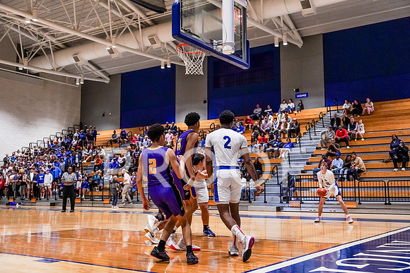 300_EPISCOPAL_BB_GAME-(BCC)