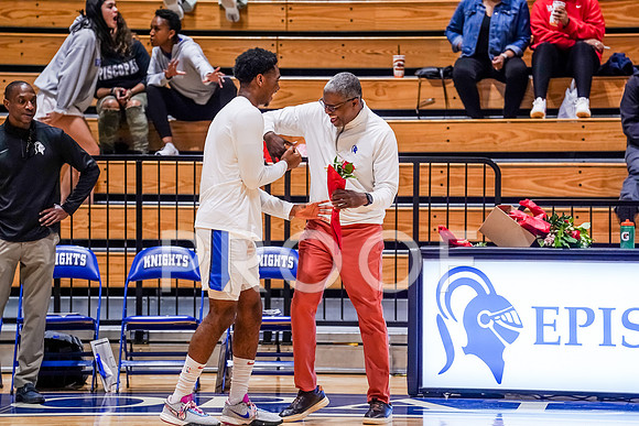 058_EPISCOPAL_BB_SENIORS-(BCC)