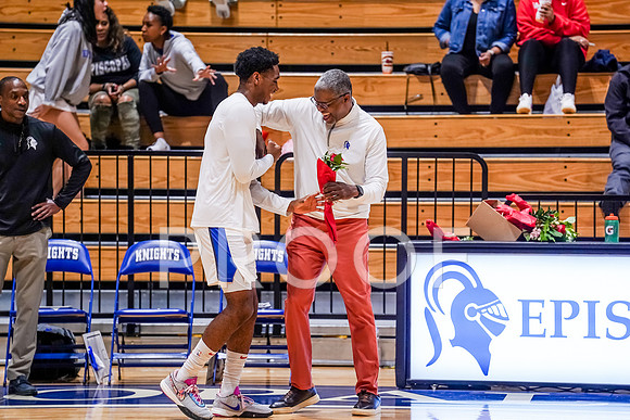 059_EPISCOPAL_BB_SENIORS-(BCC)