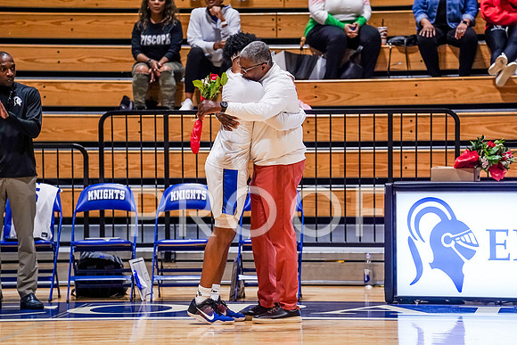 095_EPISCOPAL_BB_SENIORS-(BCC)