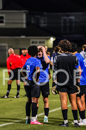 276_EHS_SOCCER_GAME-(BCC)