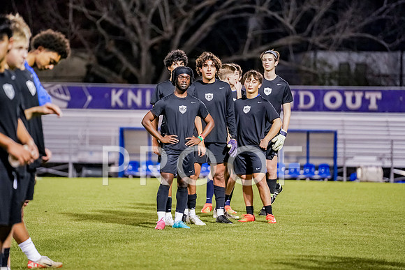 002_EHS_SOCCER_SENIORS-(BCC)