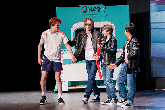 180-GREASE_BISH-(COLLIER)