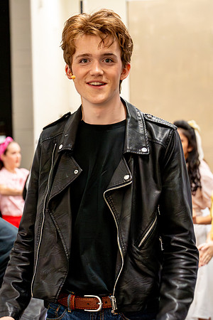 011-GREASE_BISH-(COLLIER)