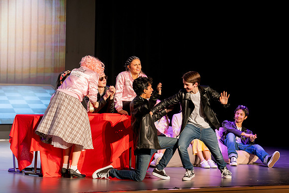 206-GREASE_BISH-(COLLIER)