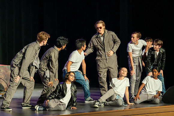 086-GREASE_BISH-(COLLIER)